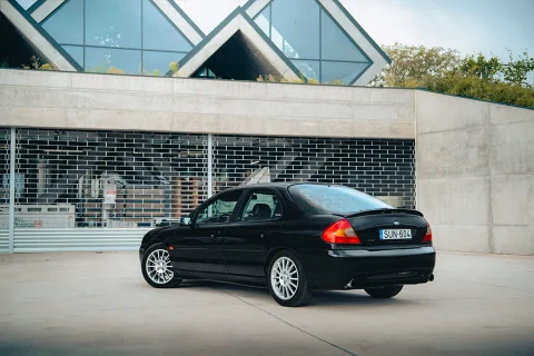 Ford Mondeo ST200 – ritka sportmodell fotózása, eladásra készítve
