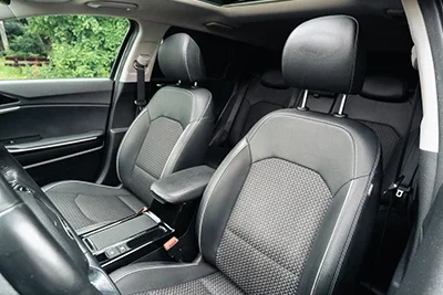 Kia Ceed SW beltérfotó hirdetéshez