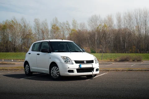 Suzuki Swift – eladásra szánt használt autó fotó Budapesten